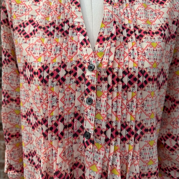 Anthropologie HD in Paris Red and Pink Blouse / 2 / Excellent condition - Picture 6 of 17